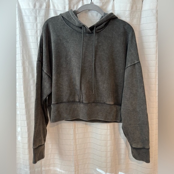 90 Degree By Reflex Tops - Women's Dusty Green Crop Athletic Hoodie